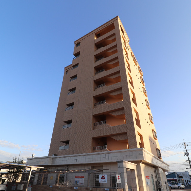 【アネシスデュオ】/岡山市北区津島西坂２丁目 / 法界院駅 / 周辺環境充実！セキュリティー設備完備で初めての一人暮らしも安心です。